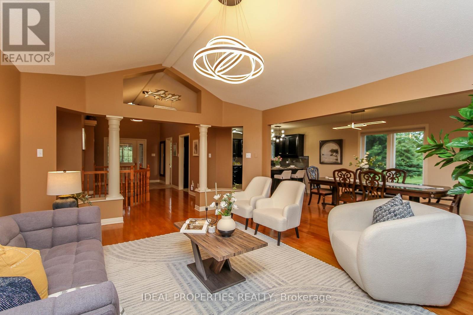 208 Pine Ridge Drive