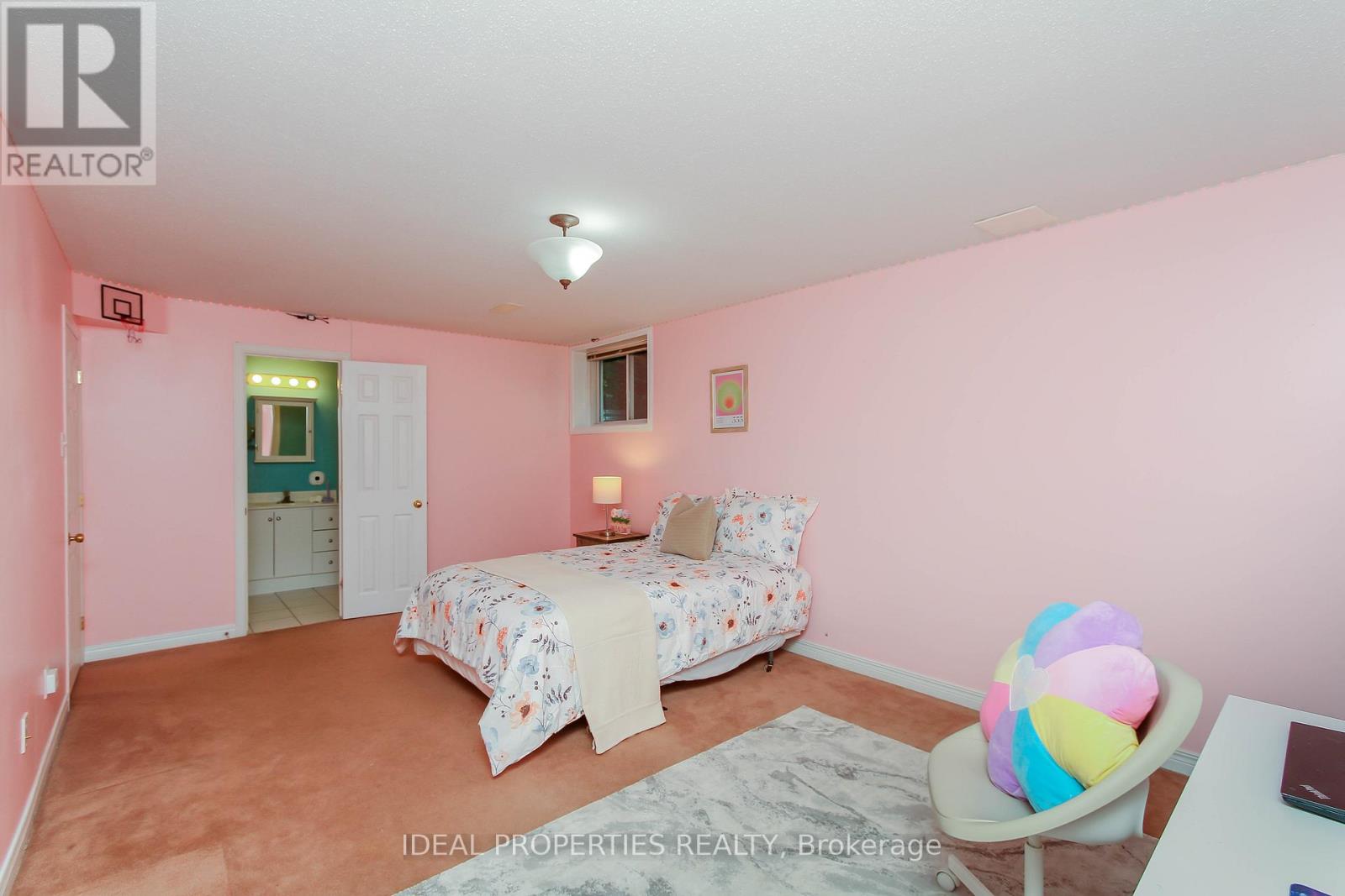 208 Pine Ridge Drive