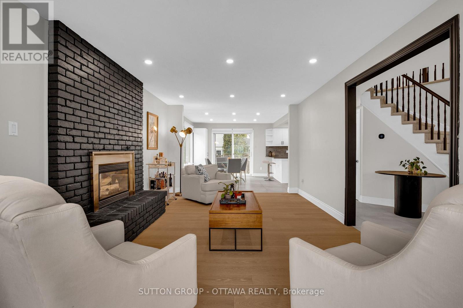 13 Weatherwood Crescent