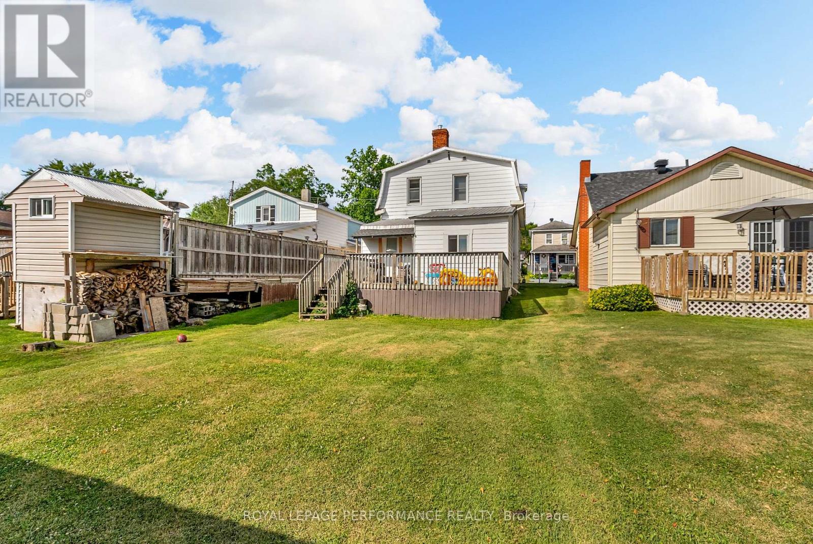 149 Dominion Street S