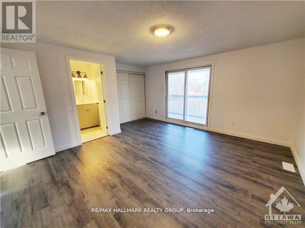 12 Tybalt Crescent