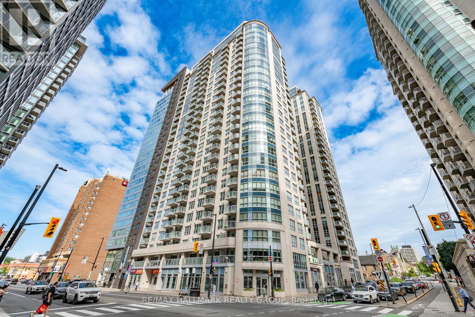 2702 - 242 Rideau Street, Unit Ph1