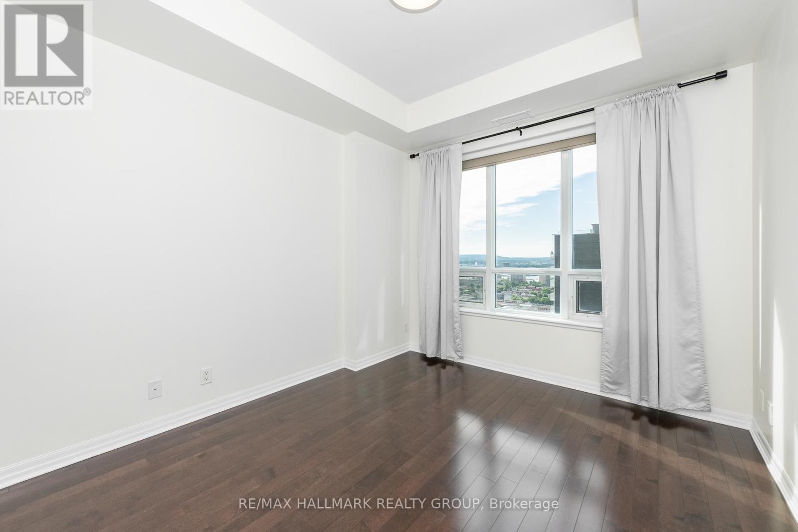 2702 - 242 Rideau Street, Unit Ph1