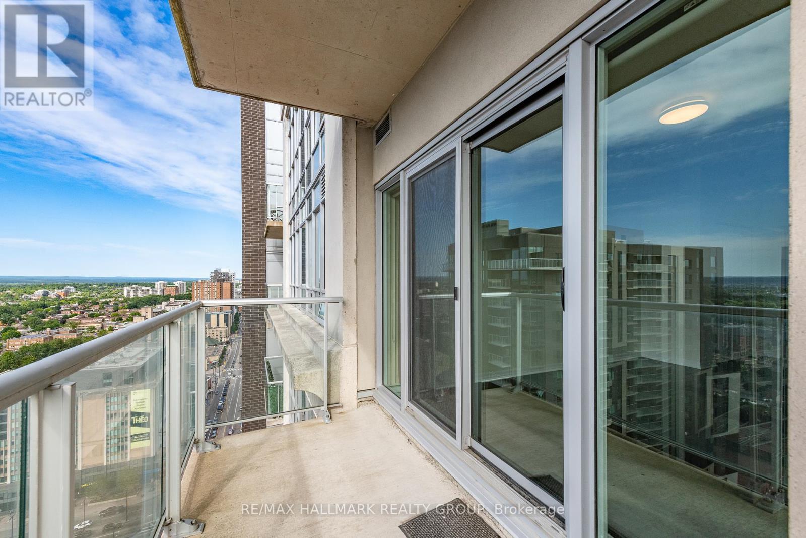 2702 - 242 Rideau Street, Unit Ph1
