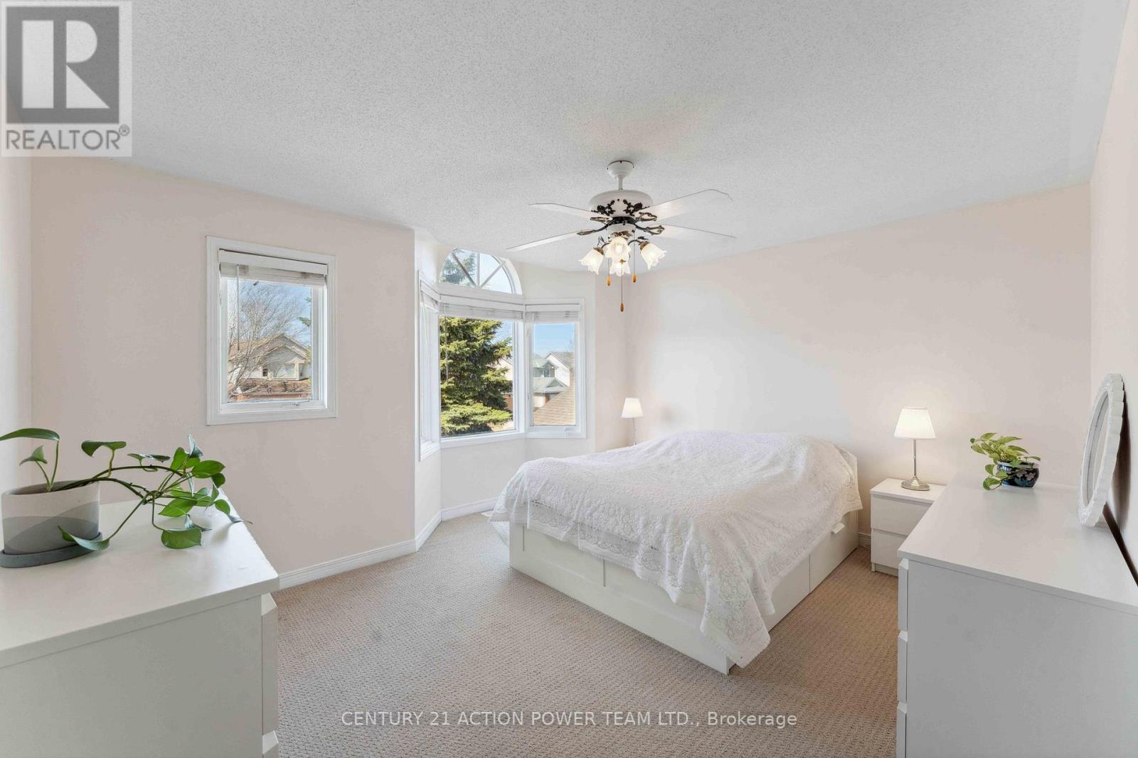 13 Avonhurst Avenue