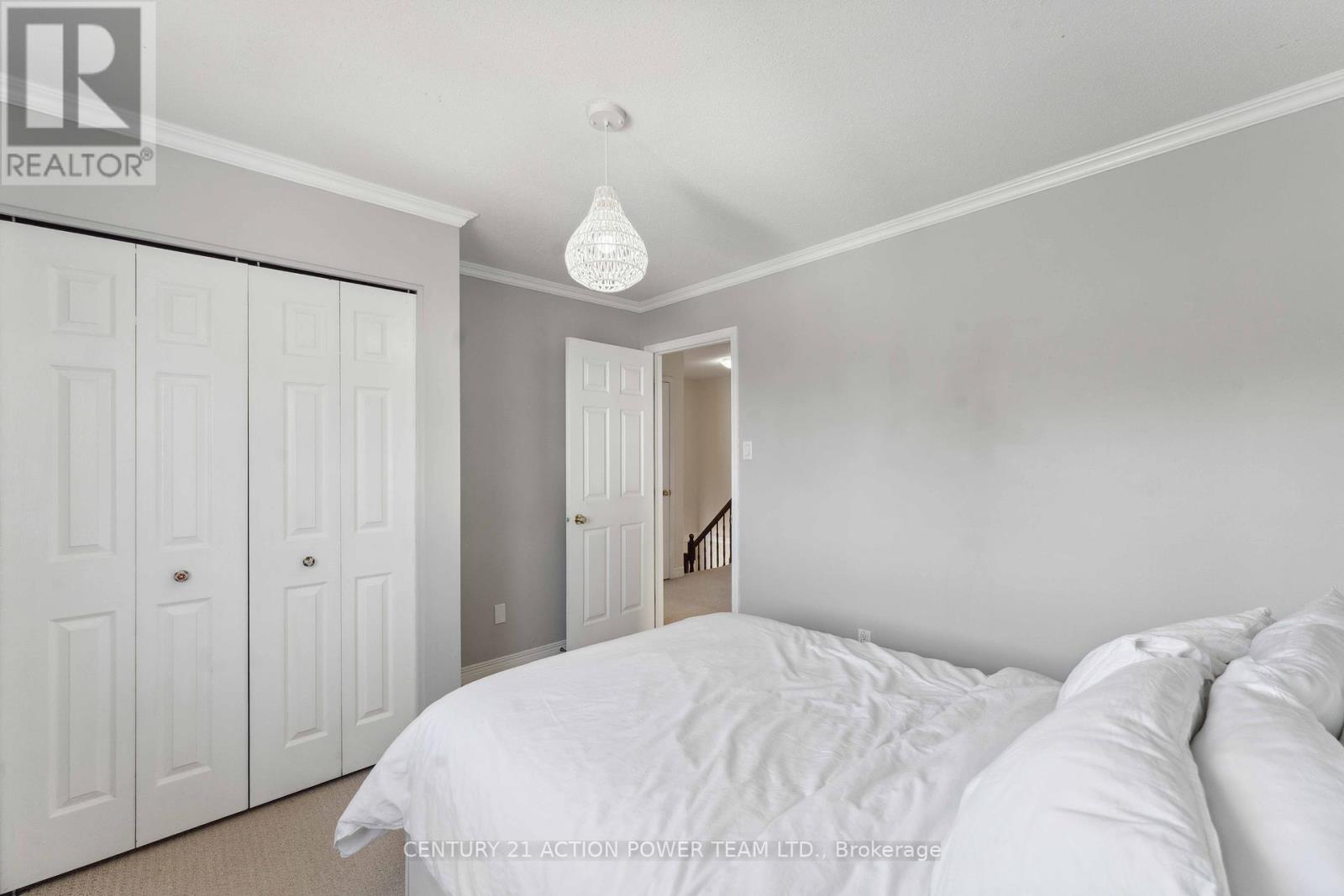 13 Avonhurst Avenue