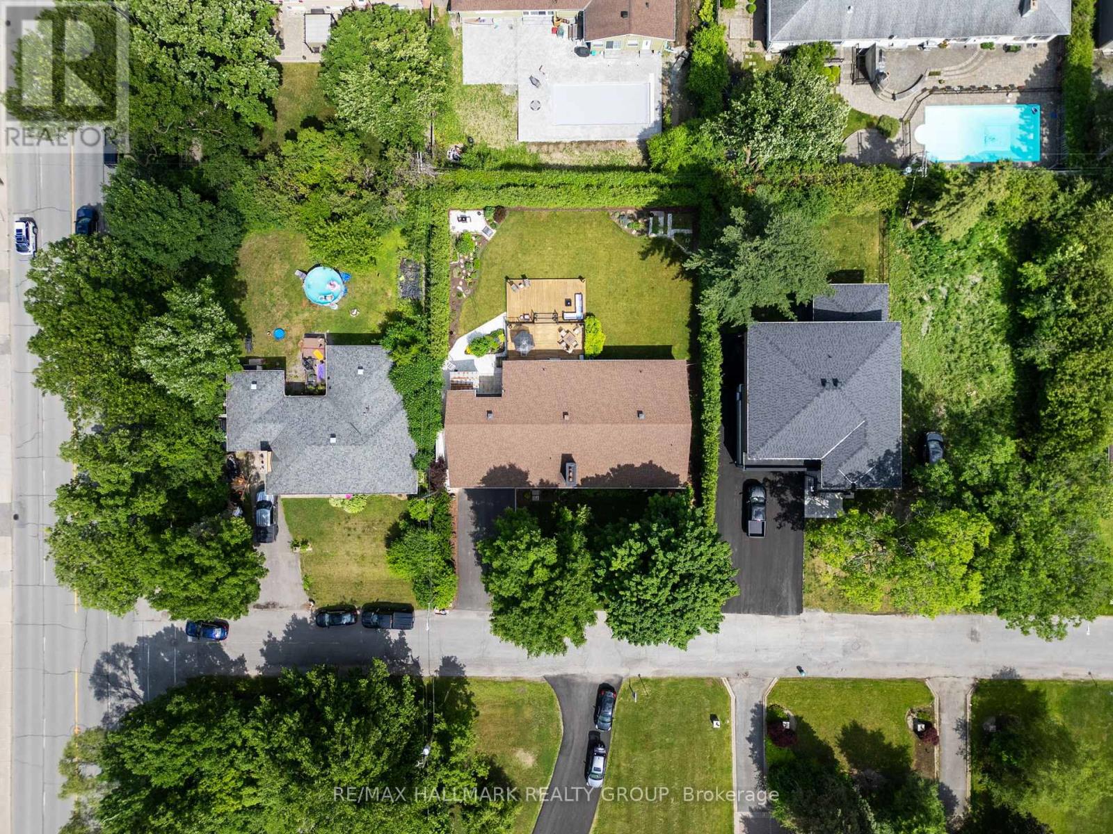 1883 Barnhart Place