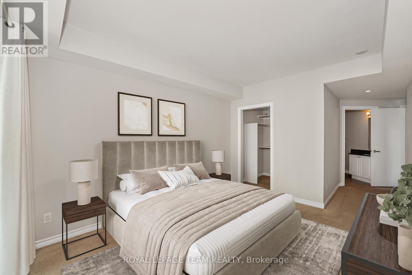 1404 - 234 Rideau Street