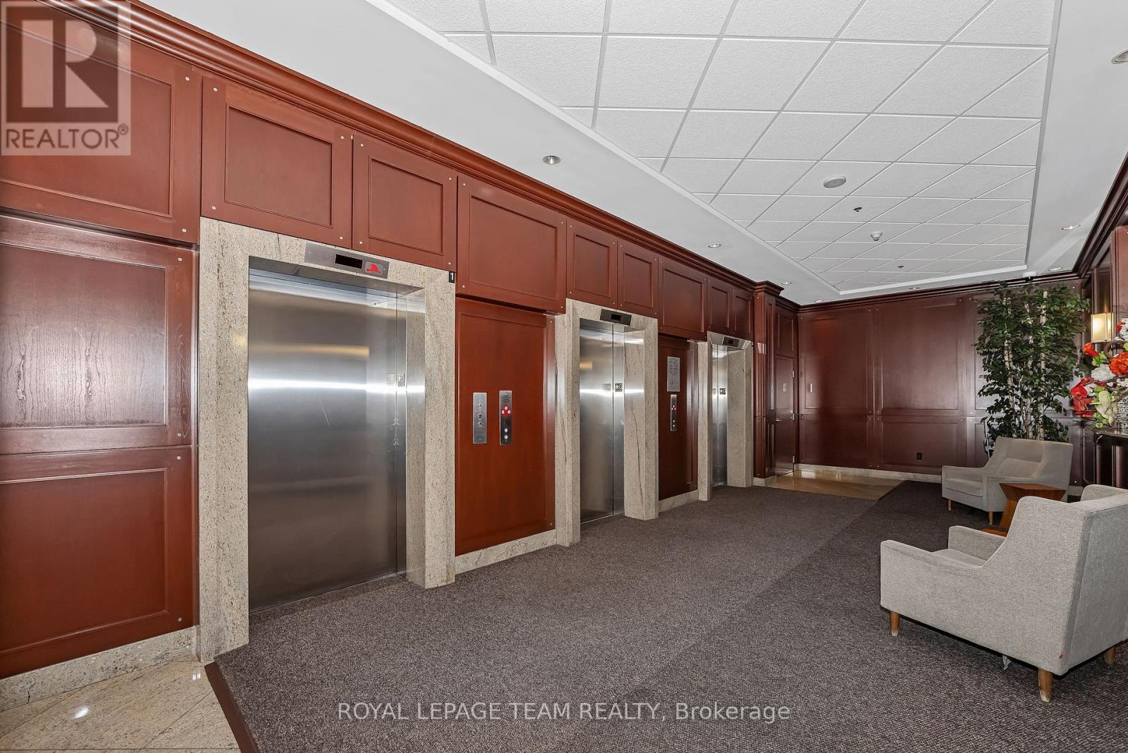 1404 - 234 Rideau Street