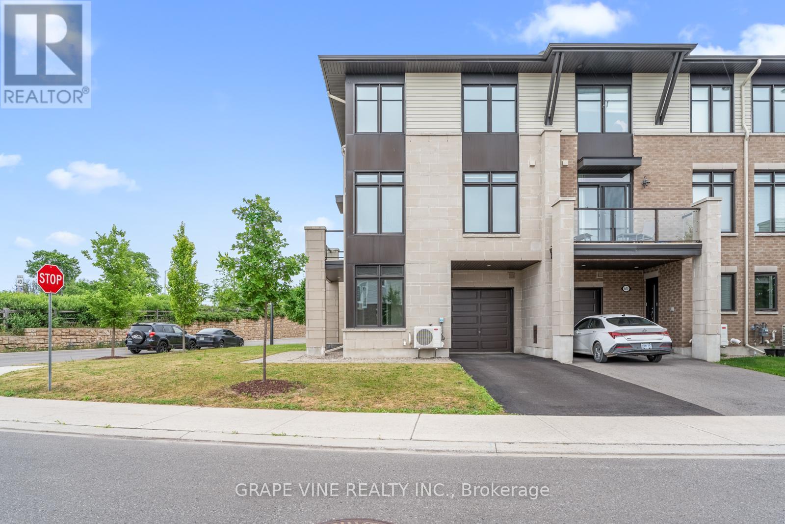 599 Cartographe Street