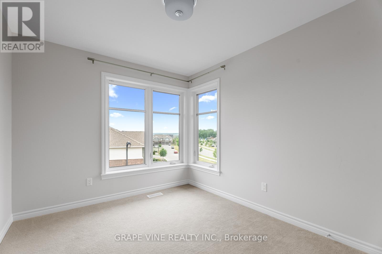 599 Cartographe Street