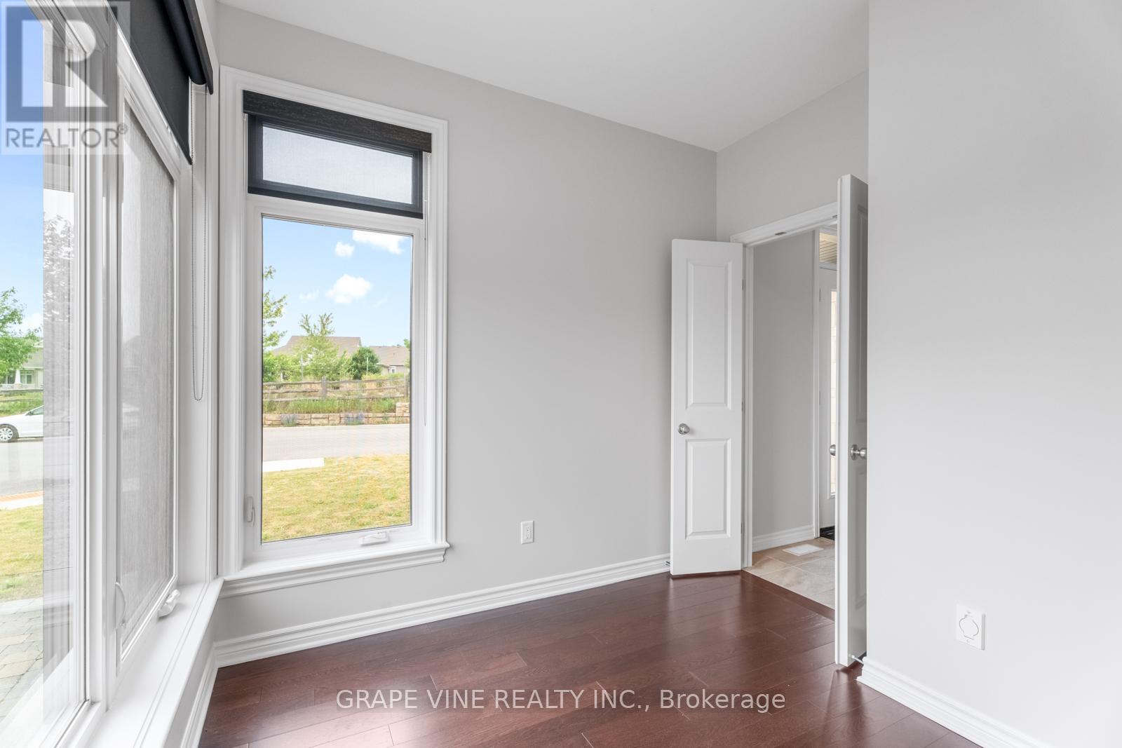 599 Cartographe Street
