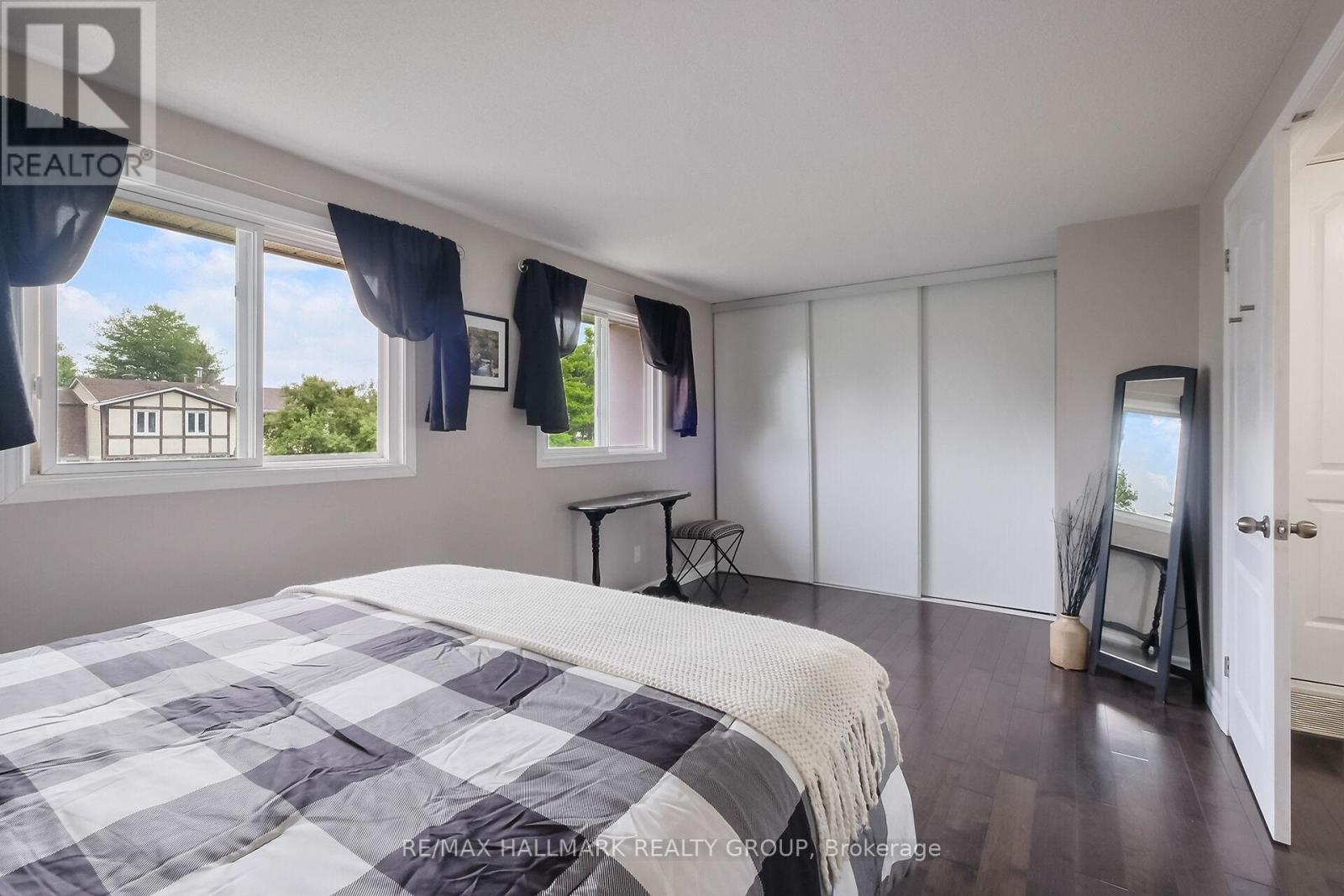 296 Pintail Terrace
