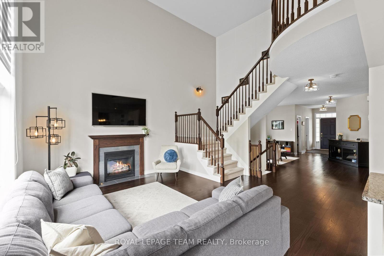 43 Hibiscus Way