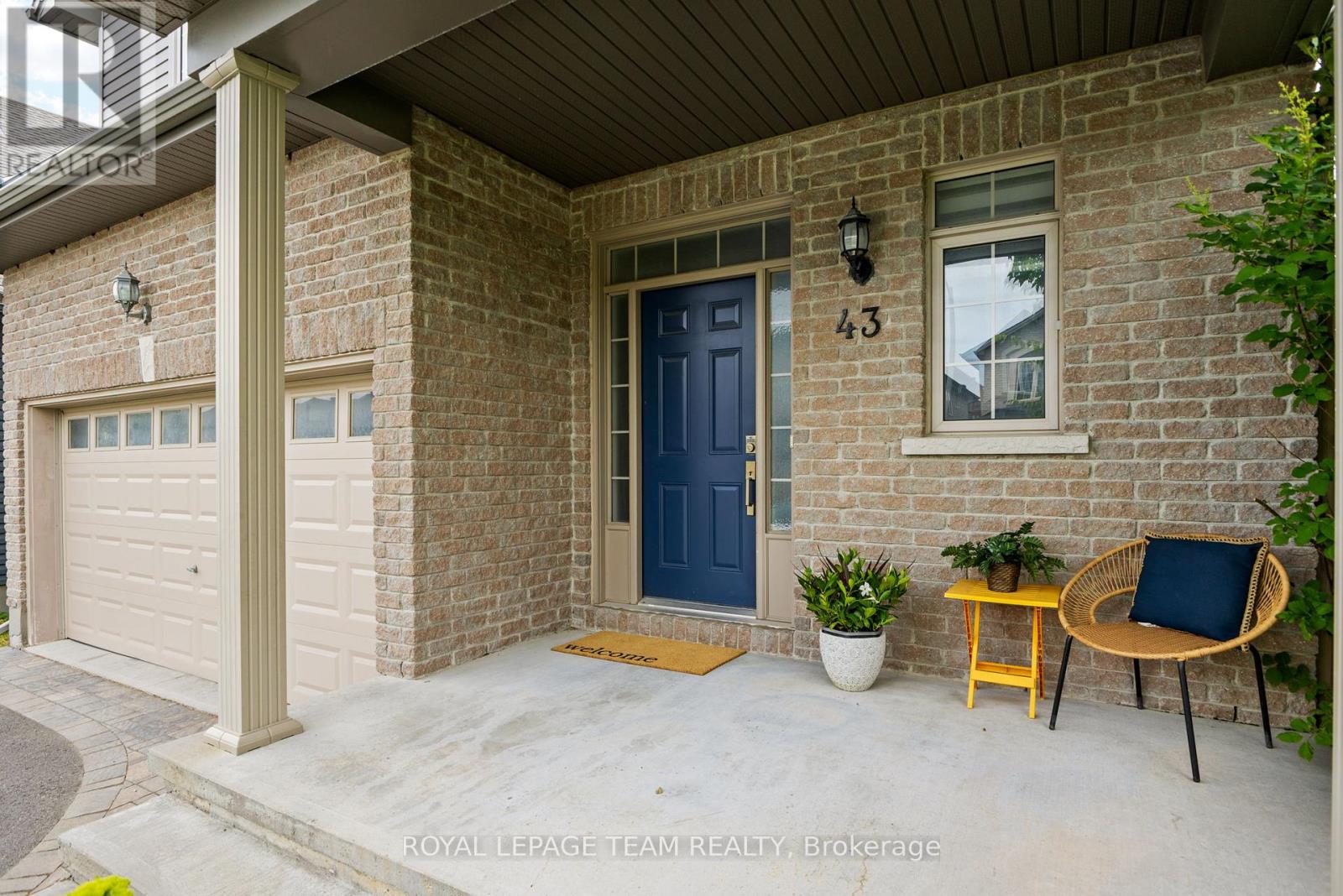 43 Hibiscus Way