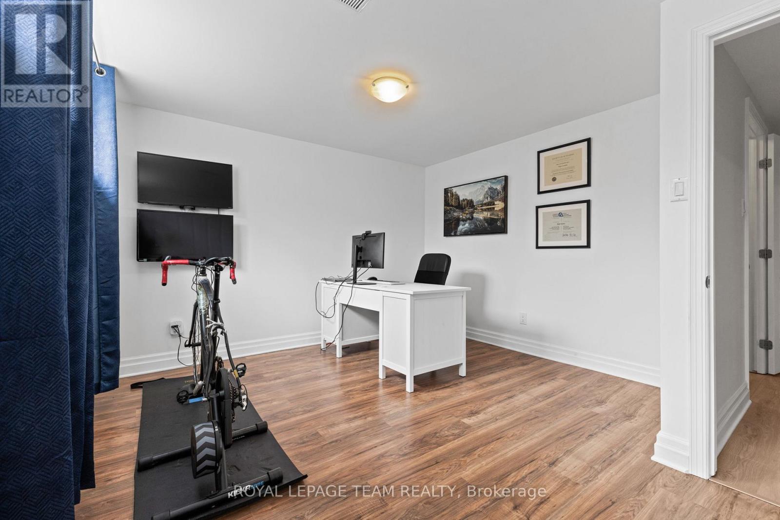 43 Hibiscus Way