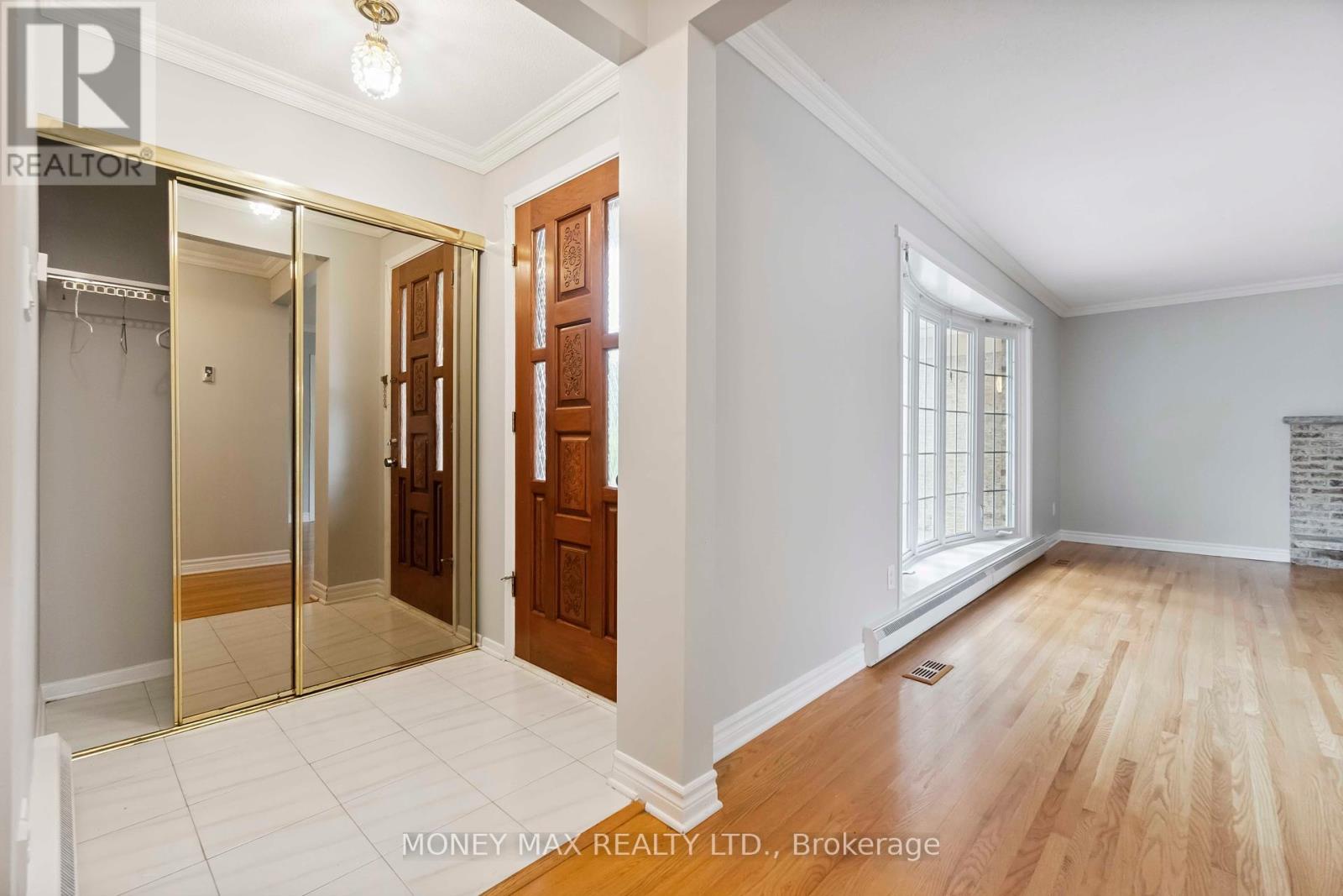 11 Jerrilynn Crescent