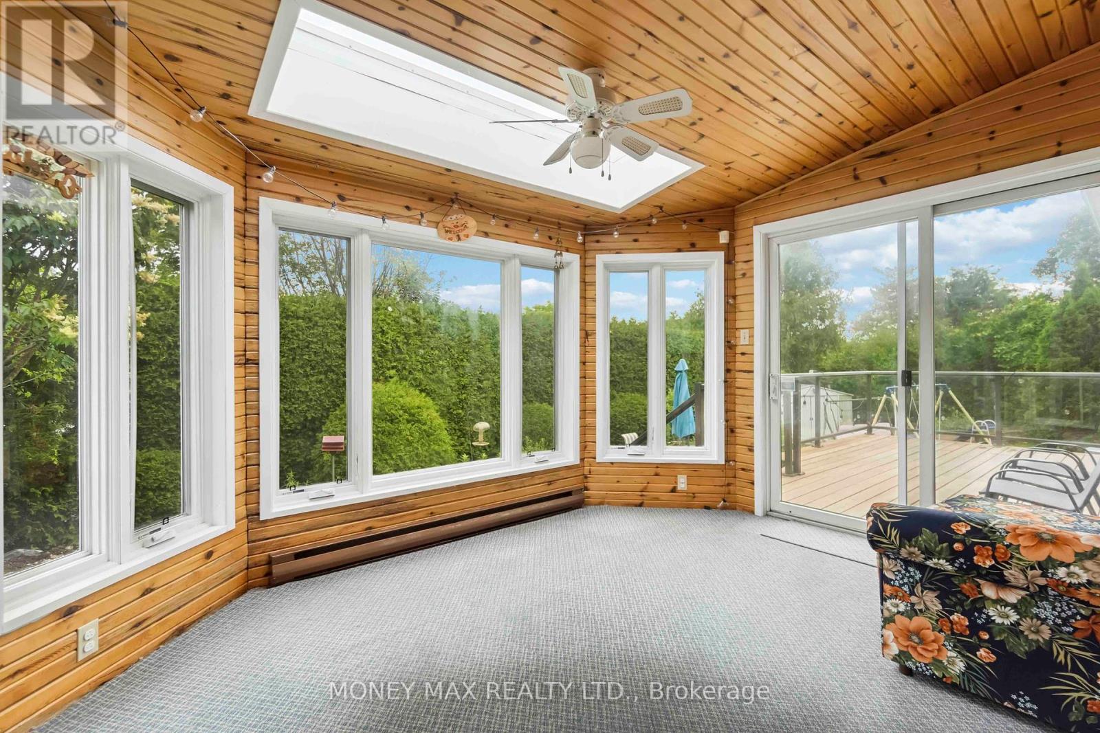11 Jerrilynn Crescent