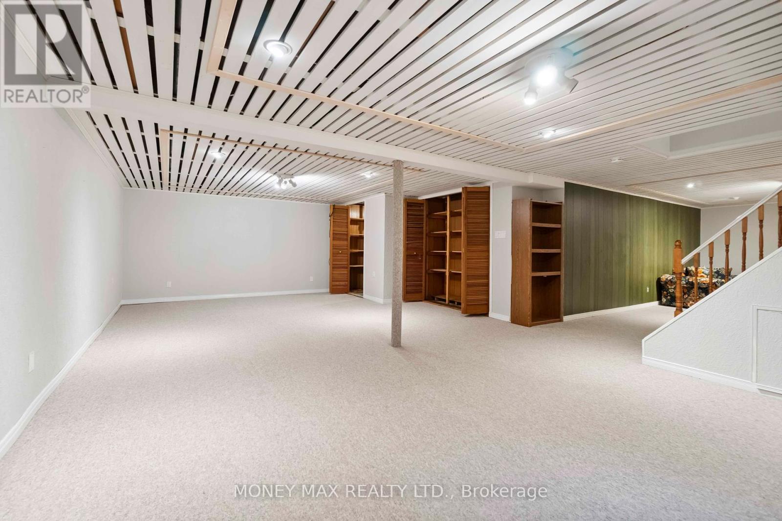 11 Jerrilynn Crescent