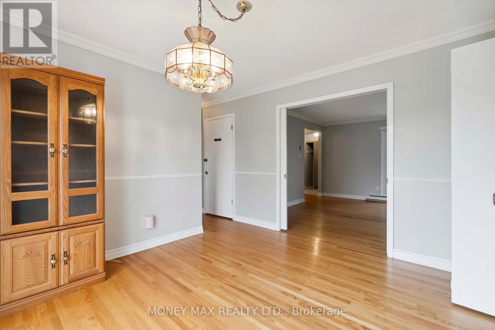 11 Jerrilynn Crescent