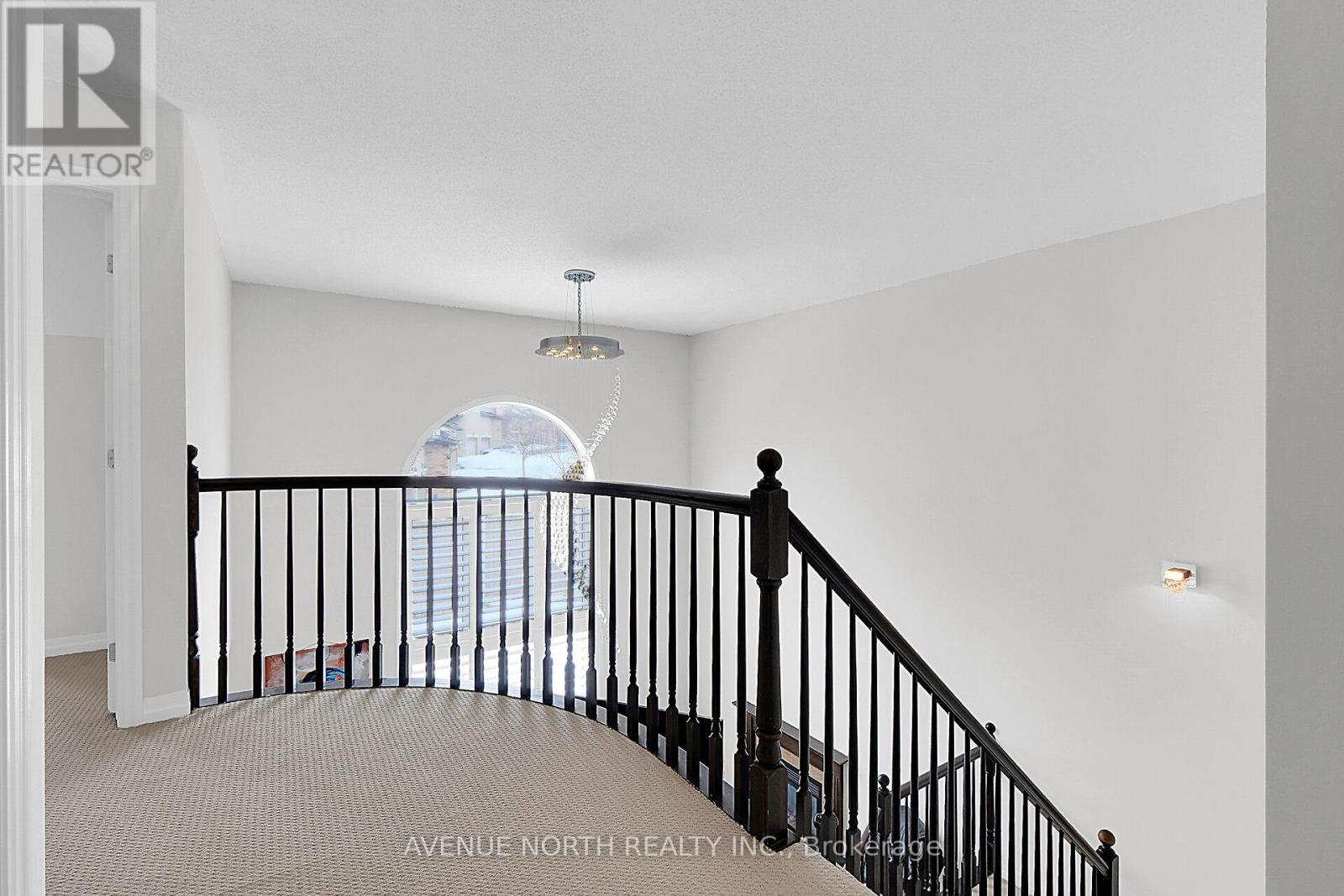 429 Dovehaven Street