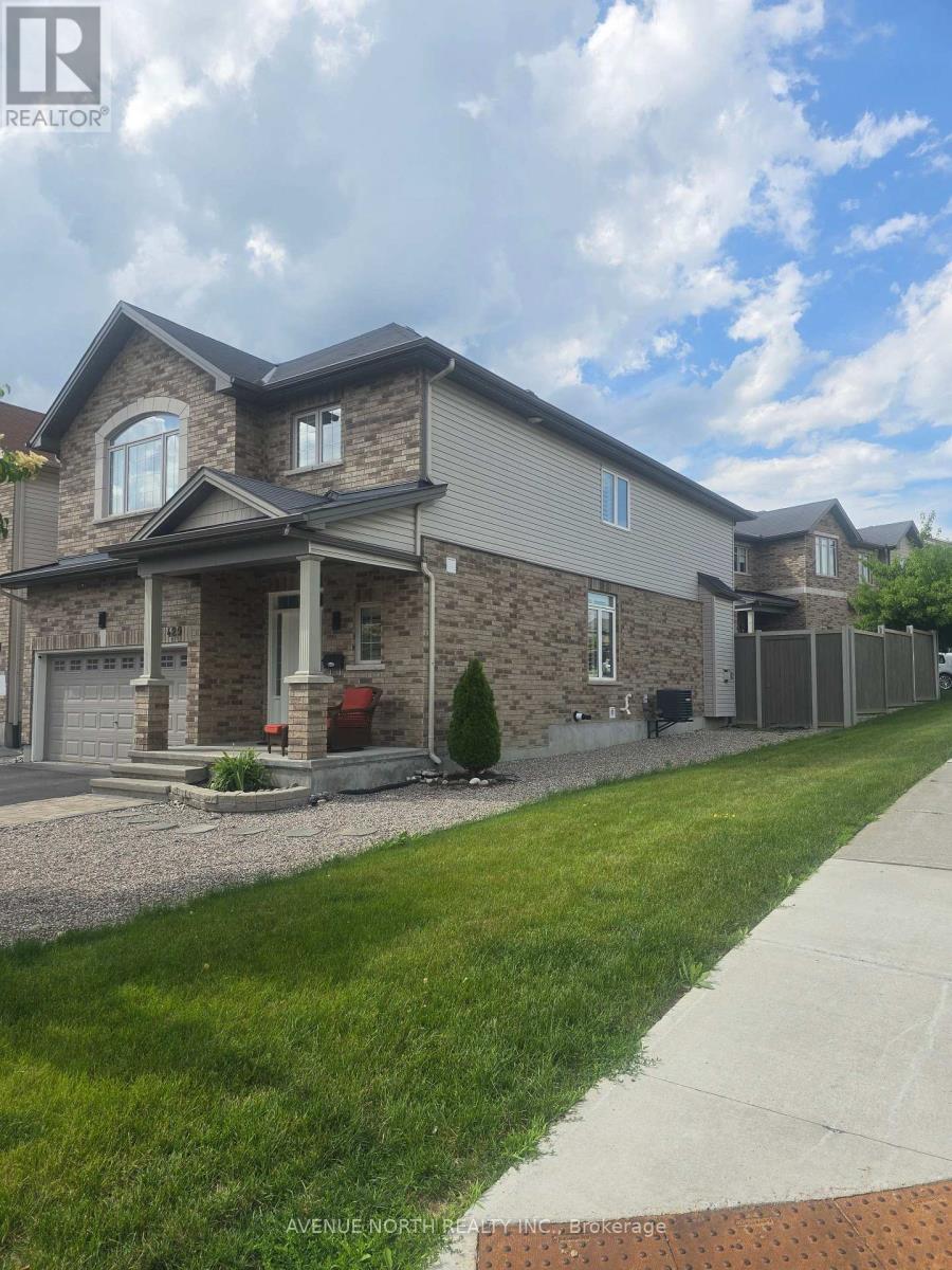429 Dovehaven Street
