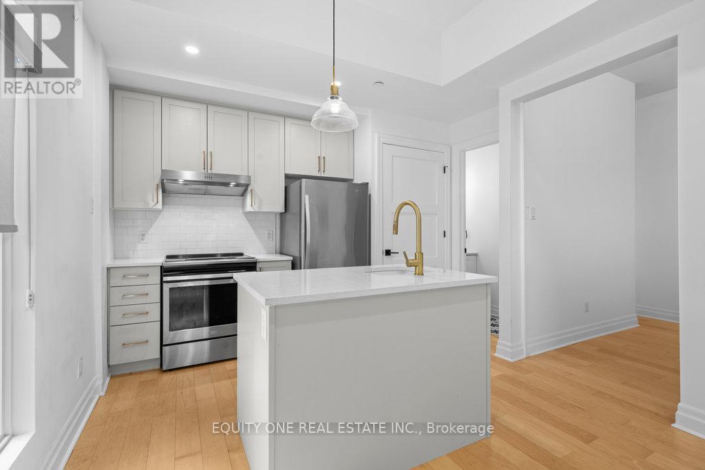 105 - 101 Pinhey Street