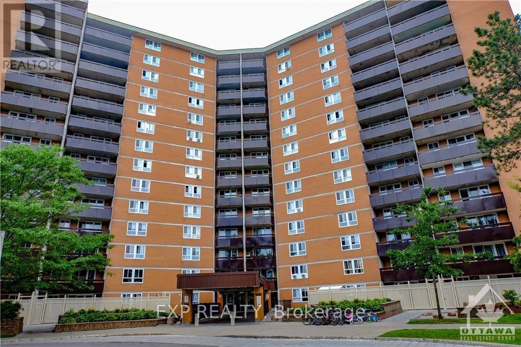 810 - 2020 Jasmine Crescent