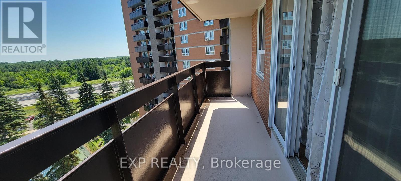 810 - 2020 Jasmine Crescent