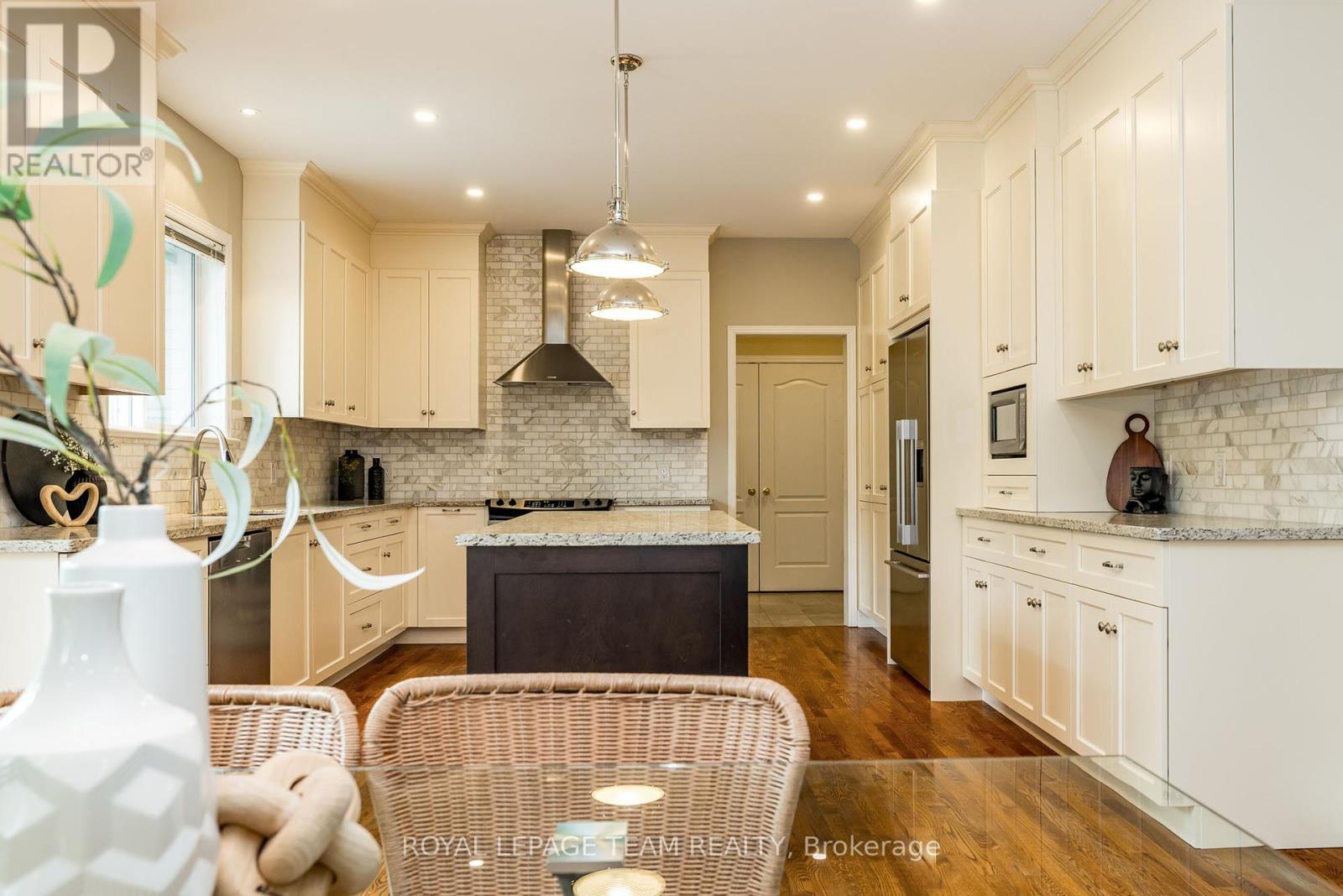 10 Beechgrove Gardens