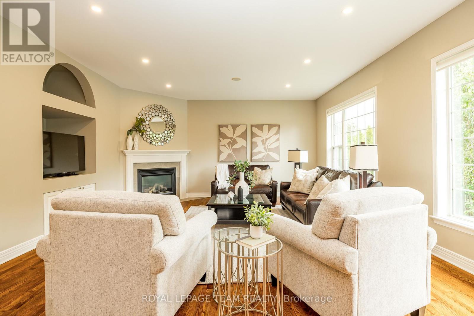10 Beechgrove Gardens