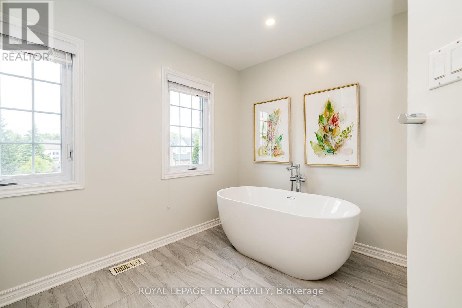 10 Beechgrove Gardens
