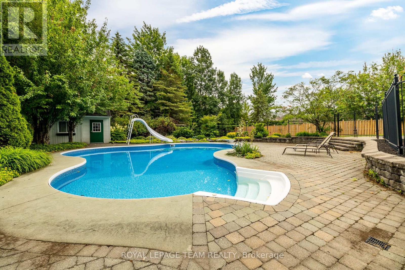 10 Beechgrove Gardens
