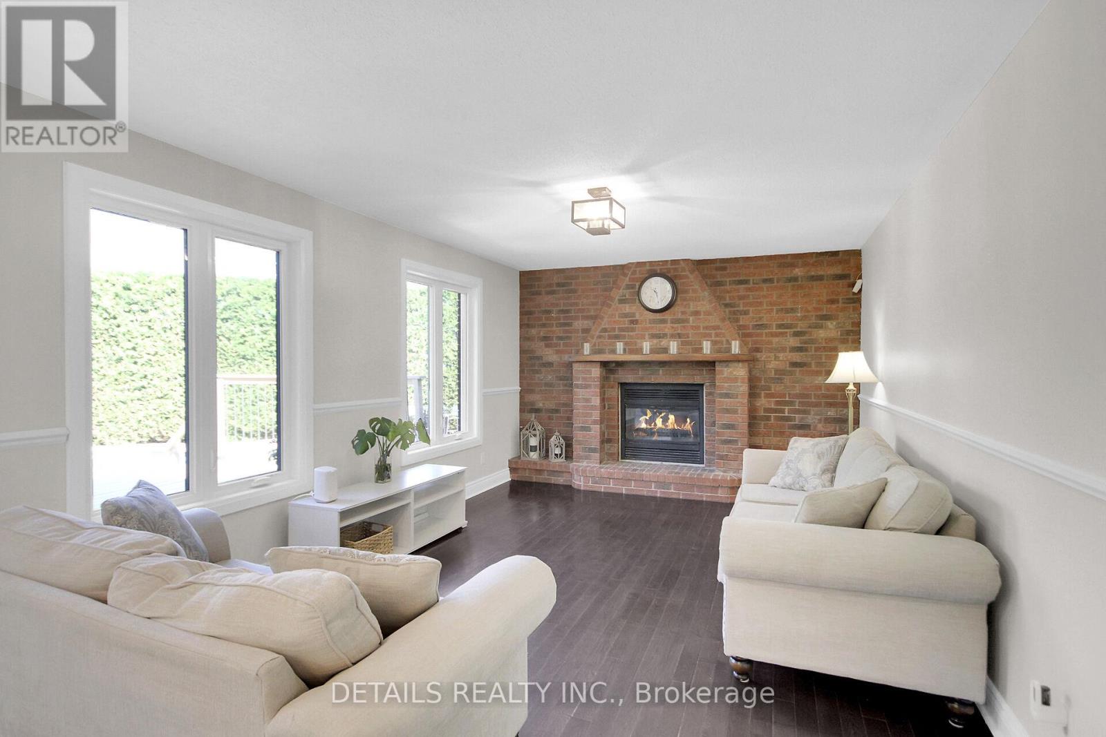1362 Cornfield Crescent
