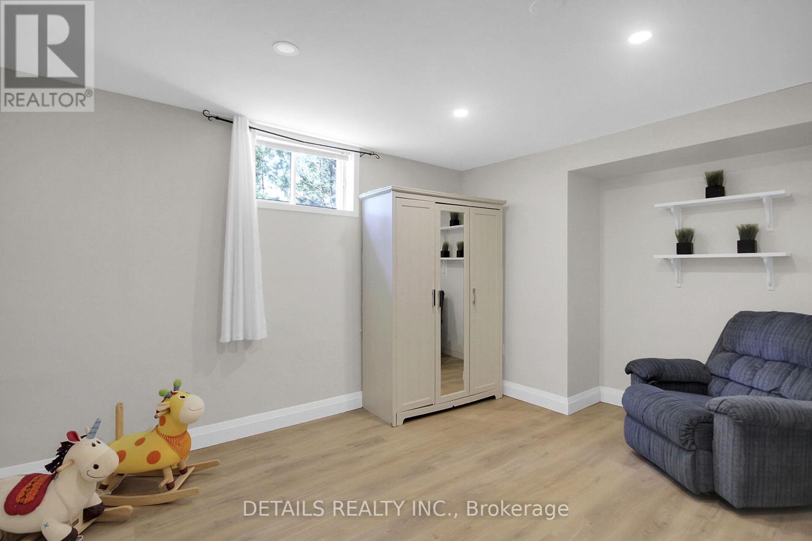 1362 Cornfield Crescent