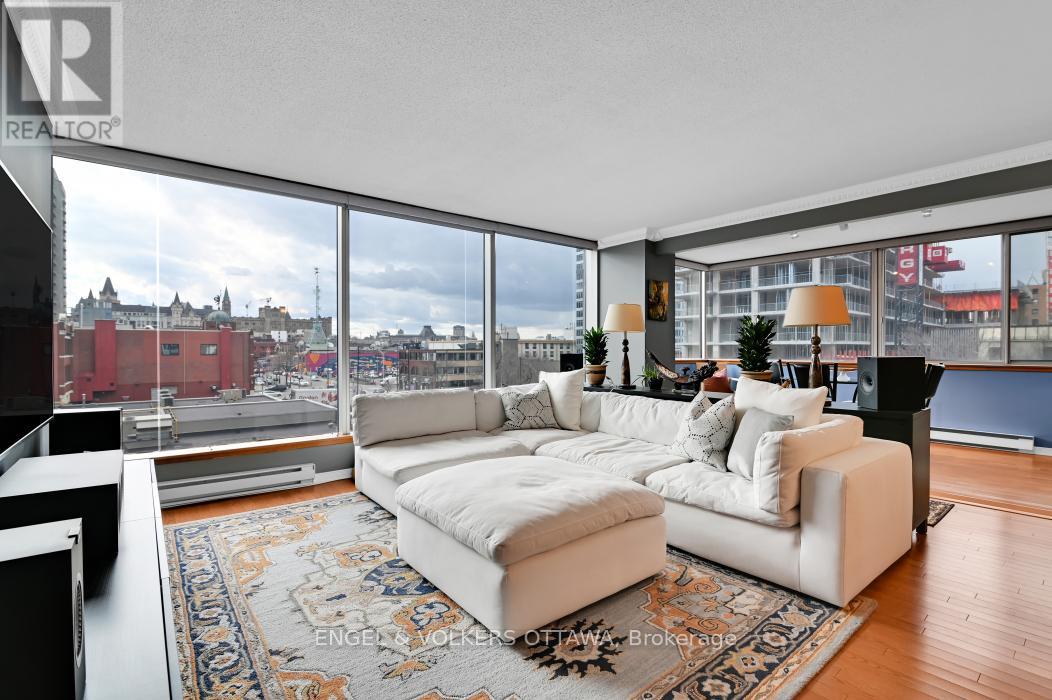 402 - 160 George Street
