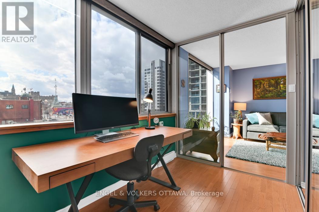402 - 160 George Street
