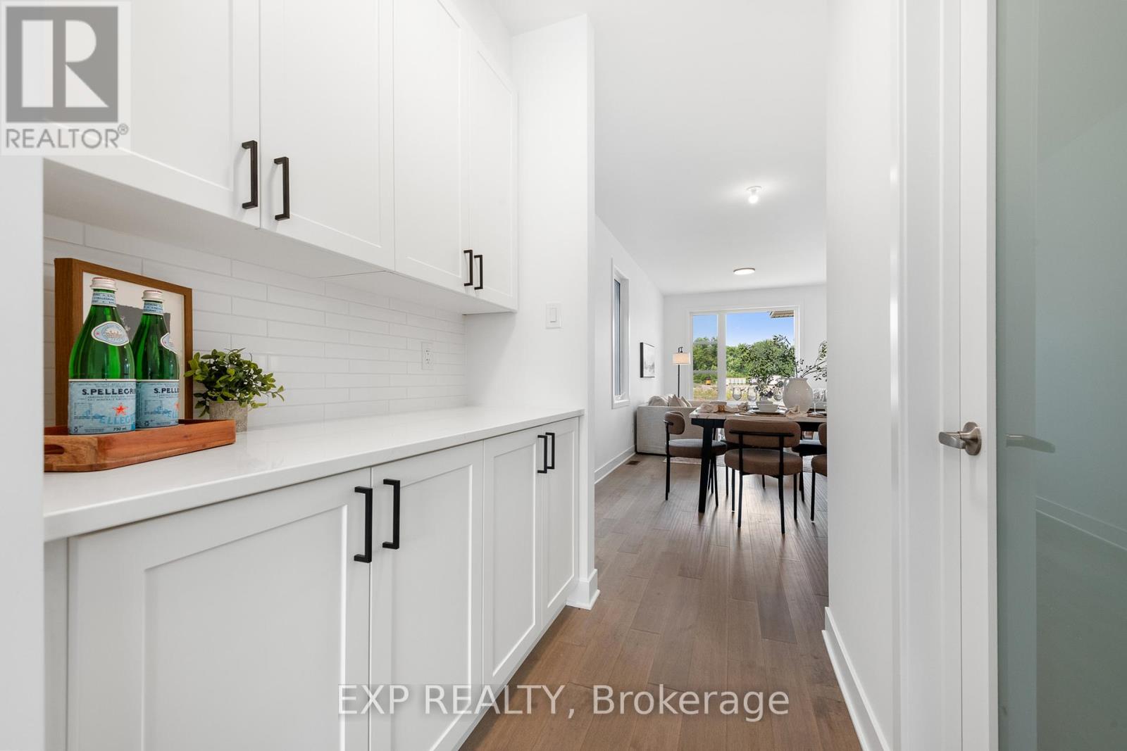 804 Ninaatik Place