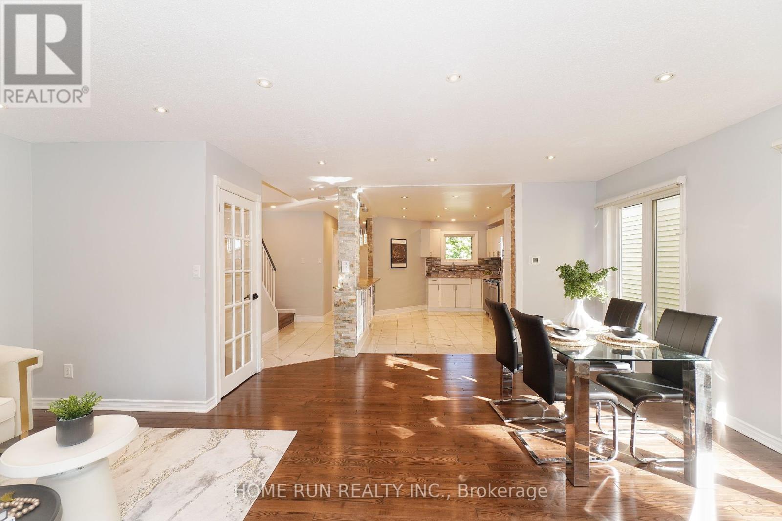 49 Burlington Crescent
