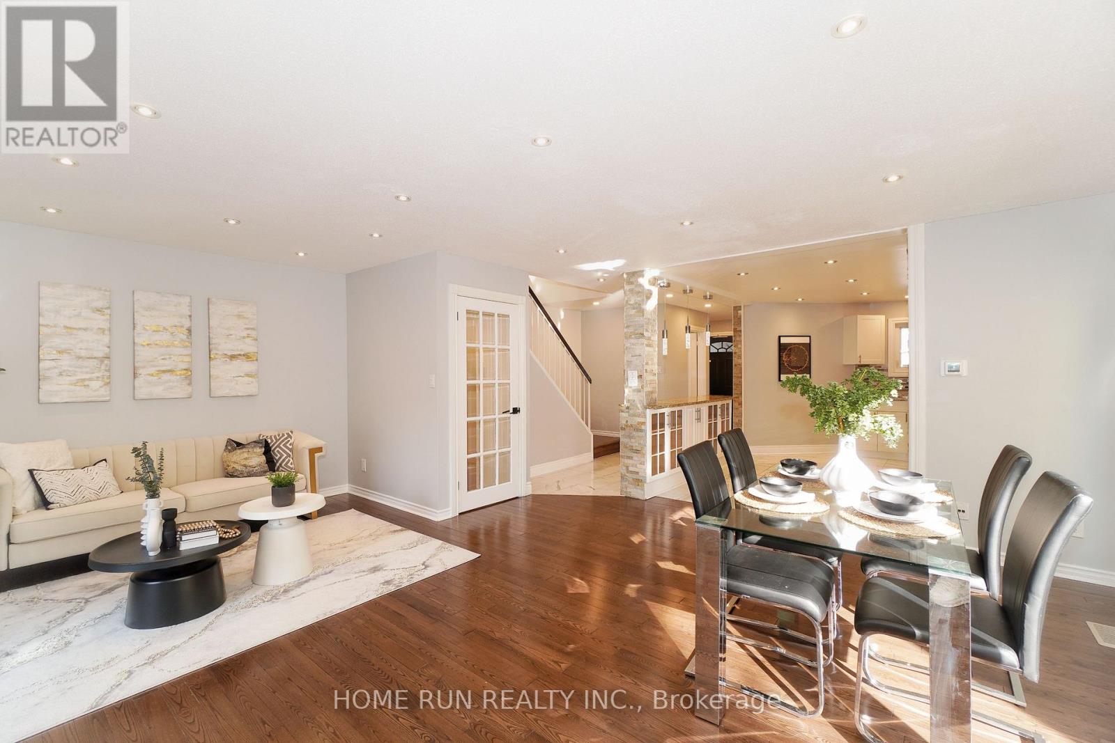 49 Burlington Crescent