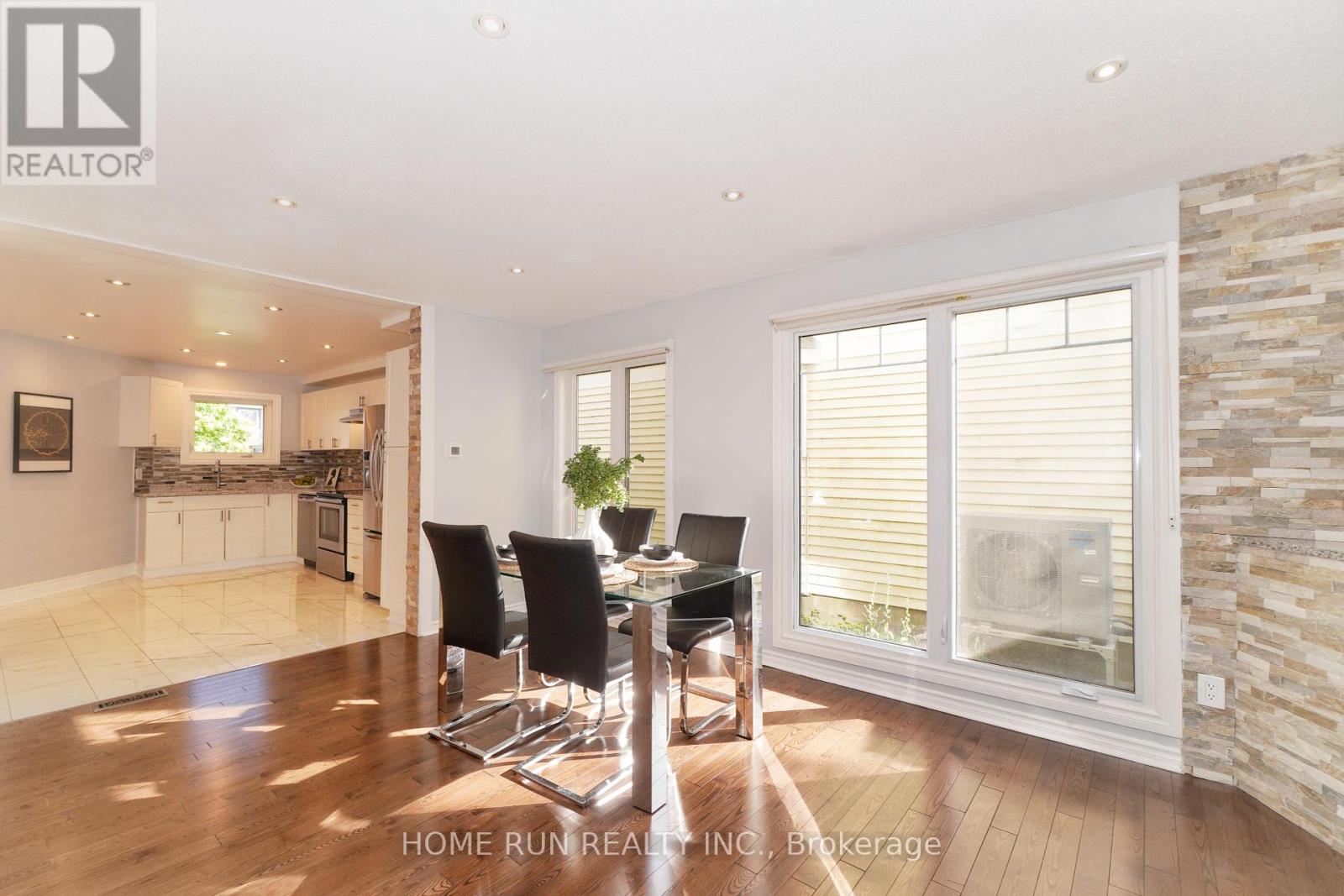 49 Burlington Crescent