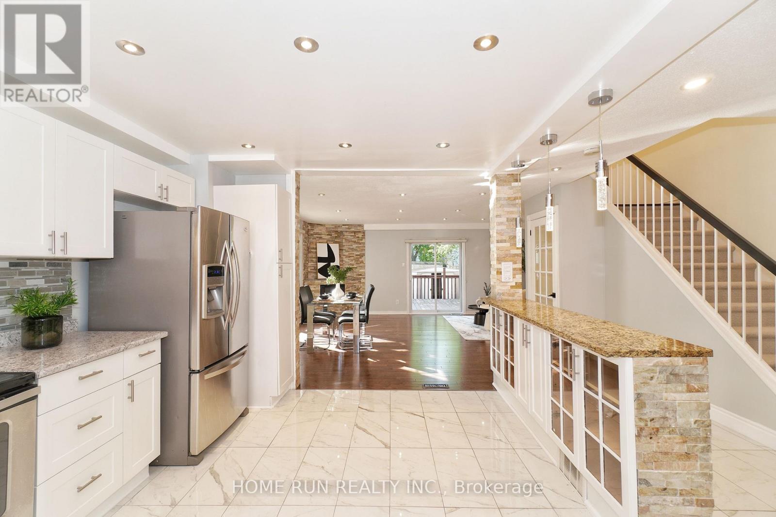 49 Burlington Crescent