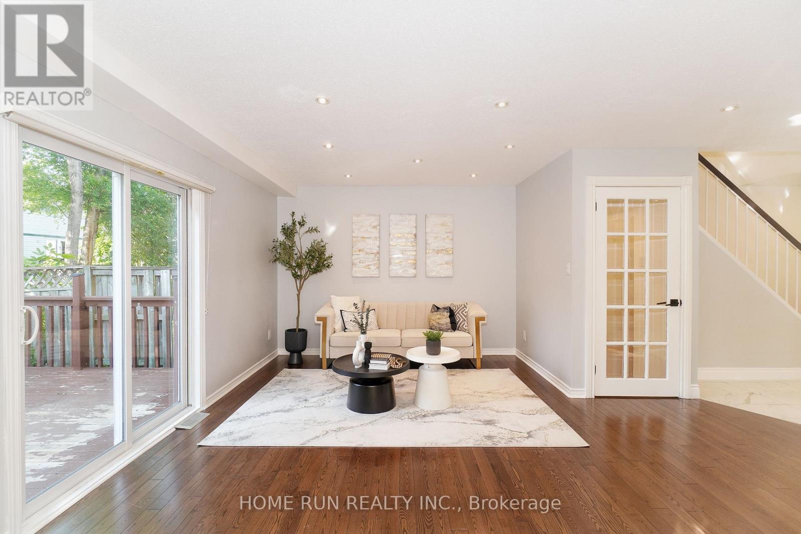 49 Burlington Crescent