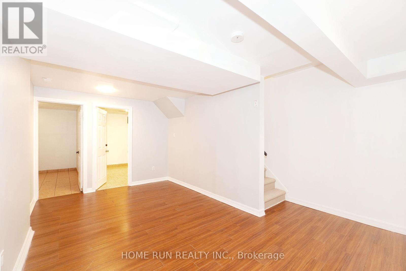 49 Burlington Crescent
