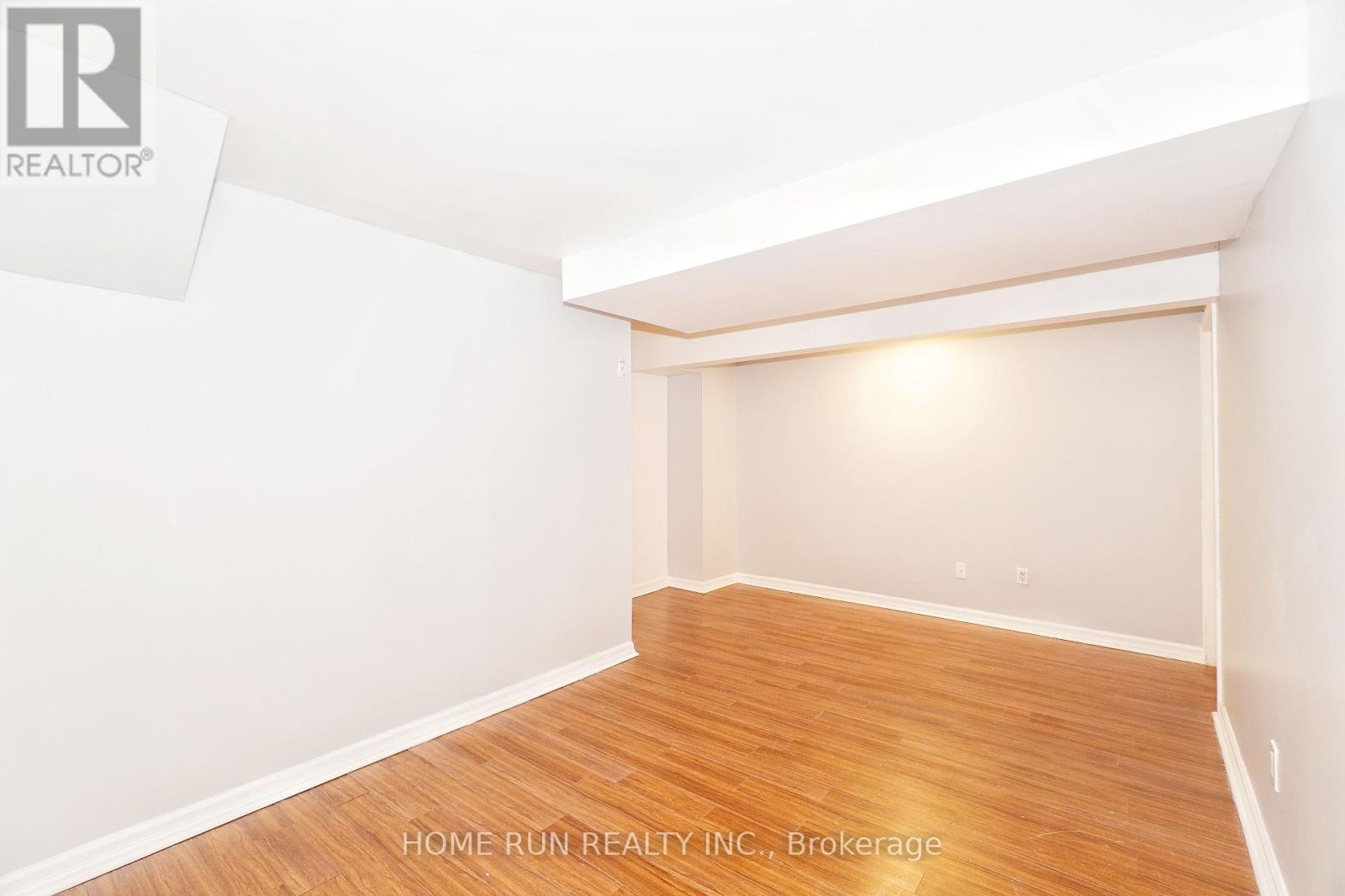 49 Burlington Crescent