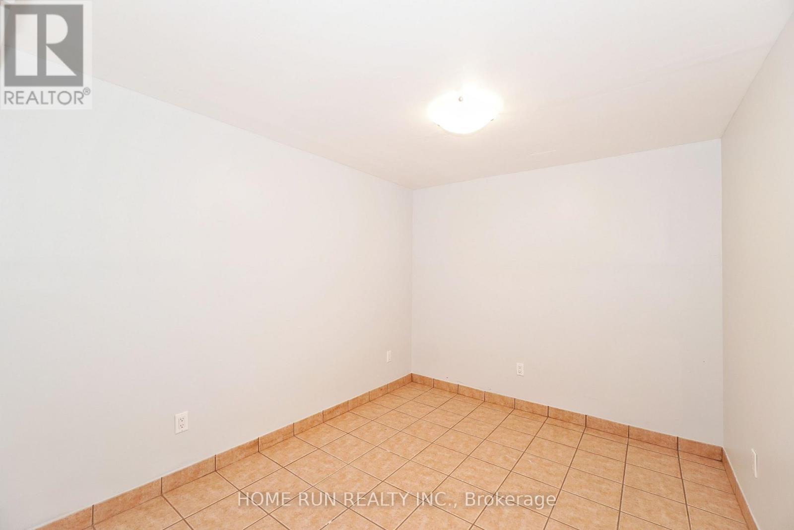 49 Burlington Crescent