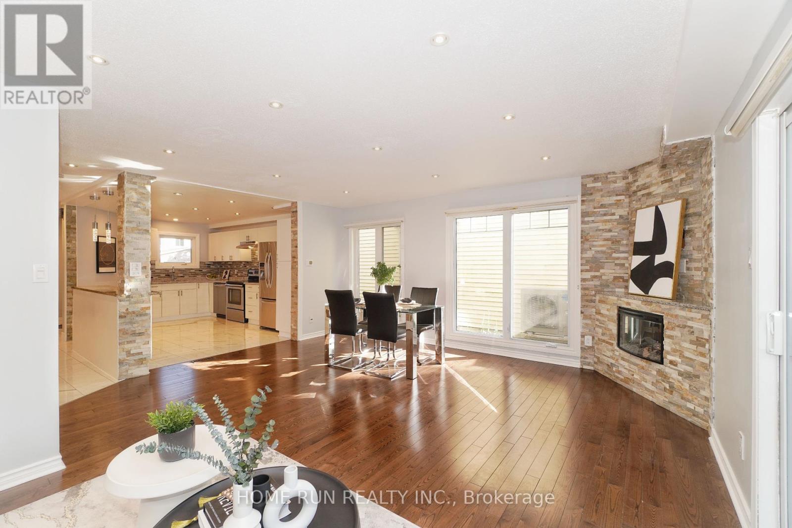 49 Burlington Crescent