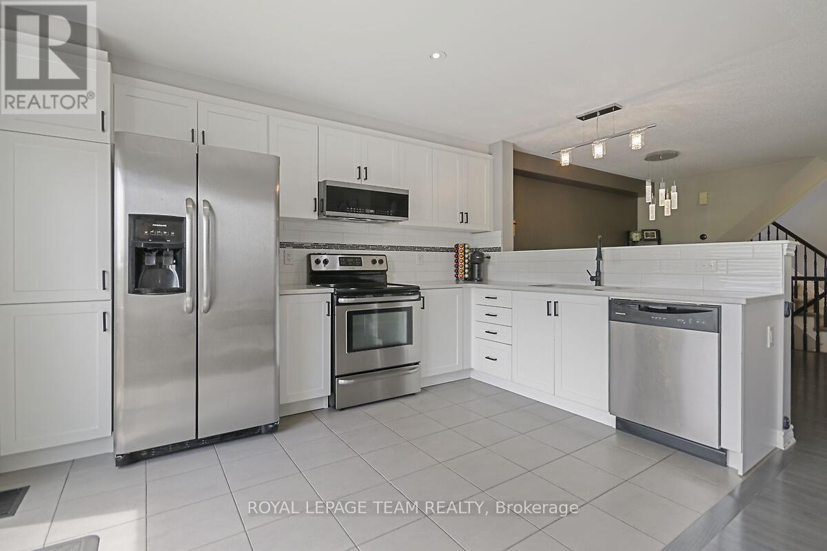 340 Astelia Crescent