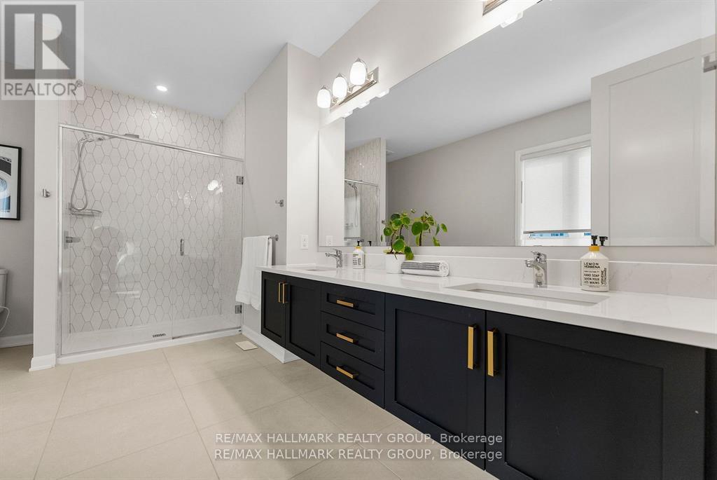 350 Cloyne Crescent