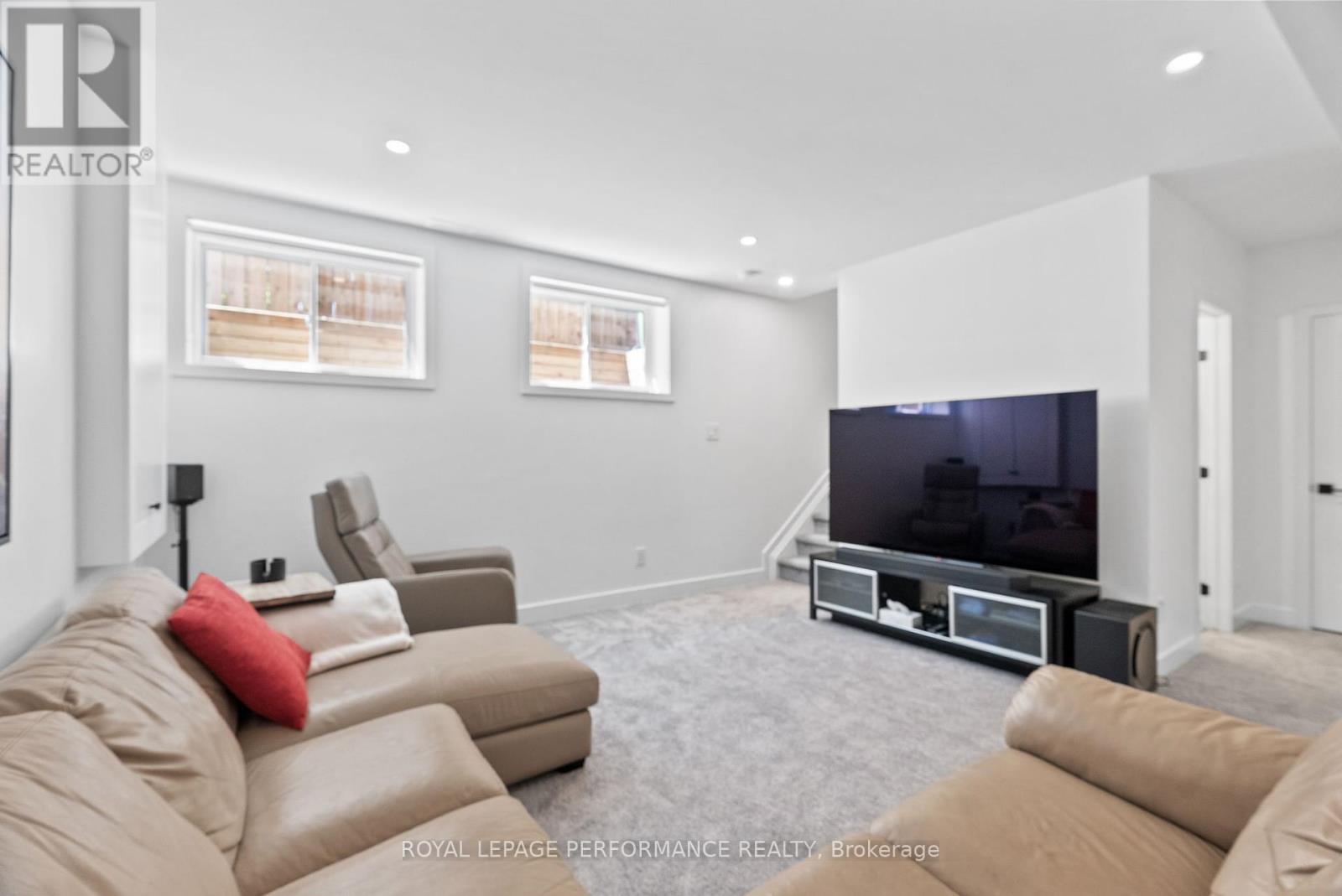 80 Dagmar Avenue